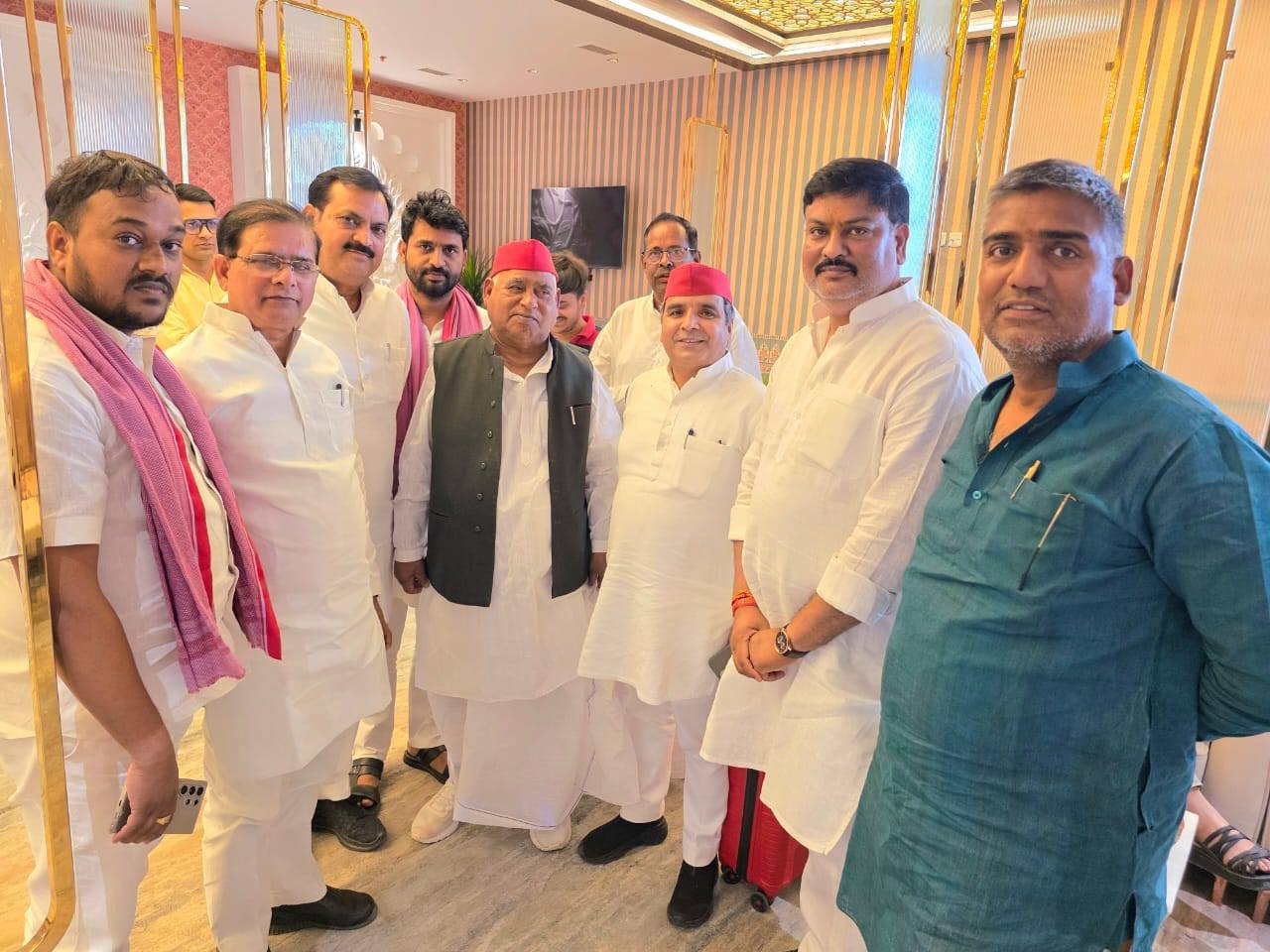 491590753_1203517651135330_1954248006300142416_n